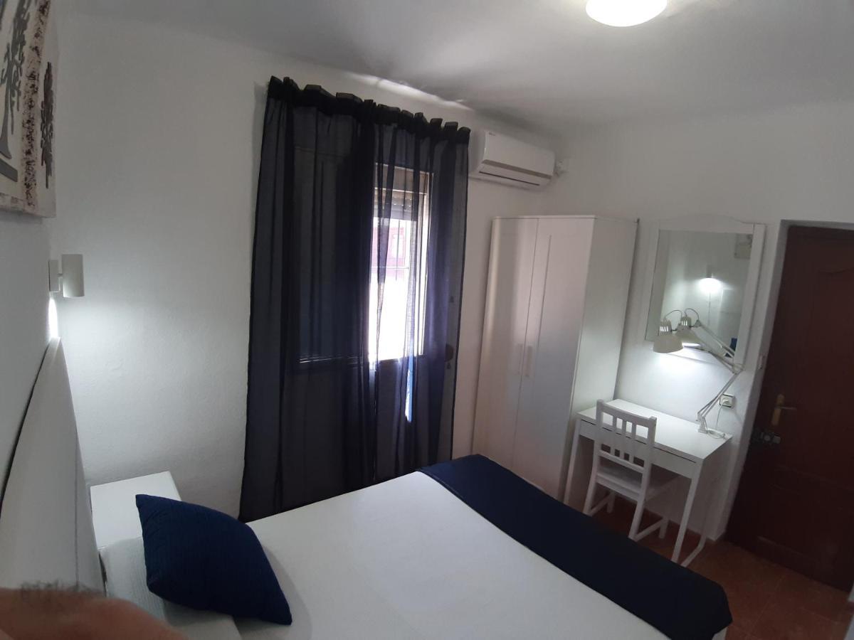 Fresh & Clean Room Sevilla Exterior photo